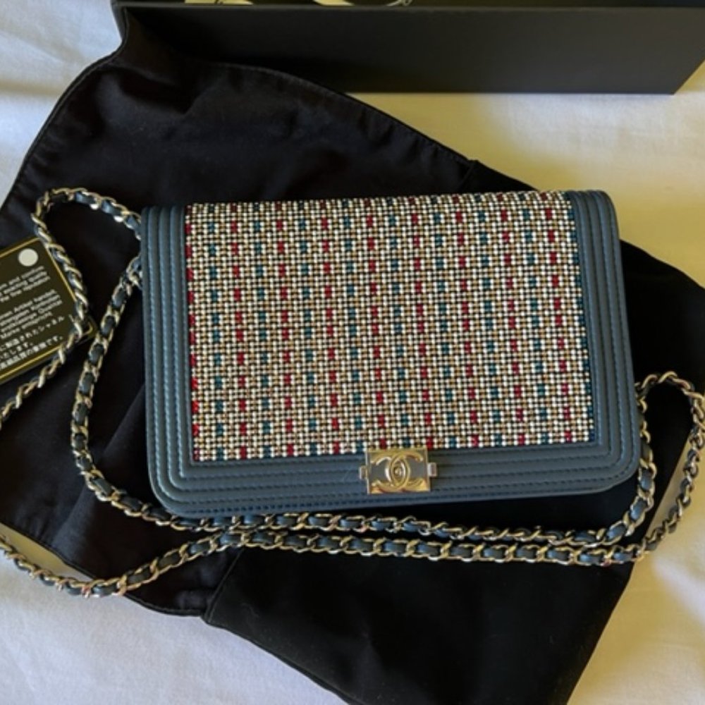 Chanel - Rhinestone Boy Wallet - Excellent Condition - Picture 8 of 8